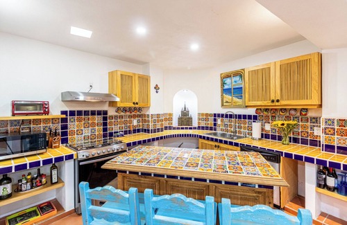 Lazaro Cardenas Condo | 3-bedroom condo in brilliant Puerto Vallarta with WiFi, AC