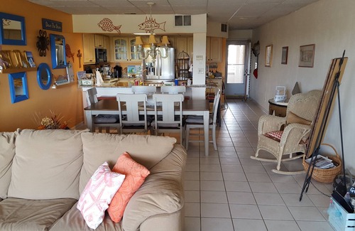 Diamond Beach Condo | 3 Bedroom Condo, No Streets to cross-2 Baths Oceanfront- Diamond Beach