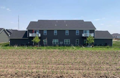Bettendorf Condo | 3 Bedroom Condo with a King bed in Bettendorf