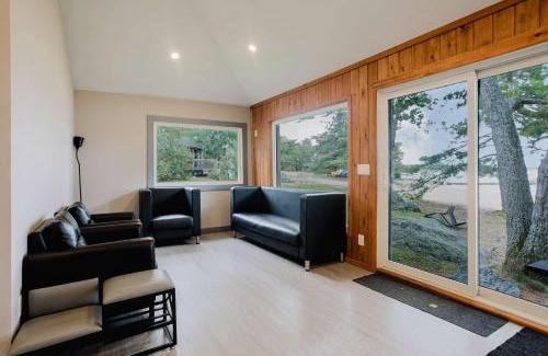 Carling House | 3-Bedroom Cottage #10 - Sand Bay