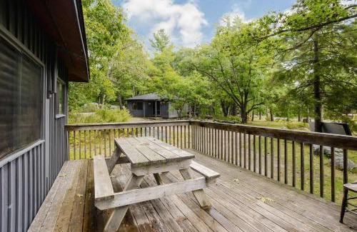 Carling House | 3-Bedroom Cottage #5 - Sand Bay