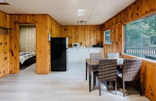 Carling House | 3-Bedroom Cottage #5 - Sand Bay