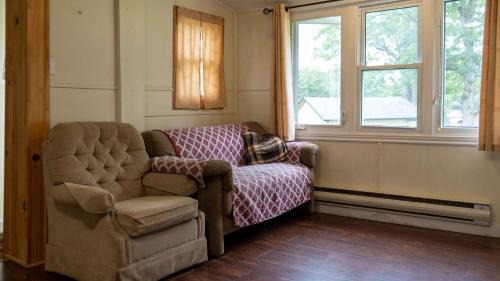 Gravenhurst House | 3-Bedroom Cottage #7 - Austrian Pine