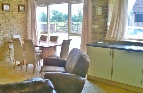 Giddeahall Cottage | 3 Bedroom Cottage at Battens Farm Cottages - B&B and Self-Catering Accommodation