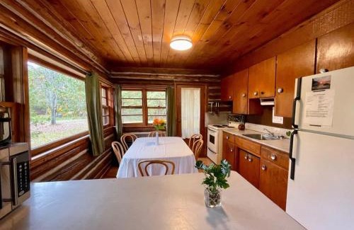 Rosedale House | 3-Bedroom Cottage on Balsam Lake in Kawarthas #14