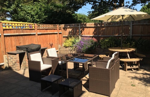Littlehampton House | 3 bedroom cottage near Arundel Castle and Beach