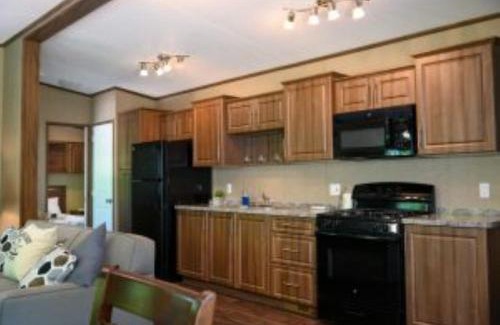 Gravenhurst House | 3 Bedroom Cottage Morrison Creek 15