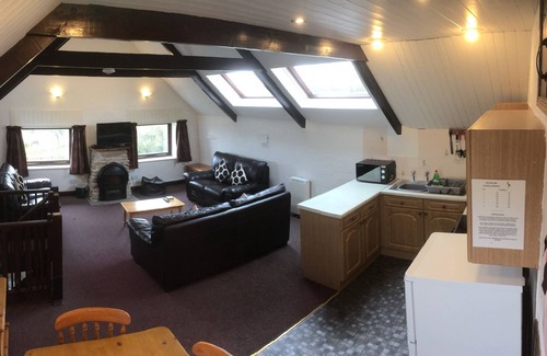Saint Breward Cottage | 3 Bedroom cottage on Bodmin Moor with views of lakes and moorland