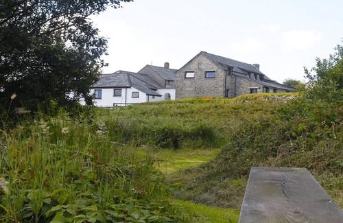 Saint Breward Cottage | 3 Bedroom cottage on Bodmin Moor with views of lakes and moorland
