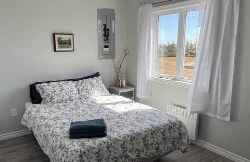 Darnley Cottage | 3 Bedroom Cottage With Views Of The Gulf Of St L