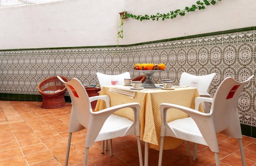 Valbueno Apartment | 3 bedroom cozy apartment in Huelva