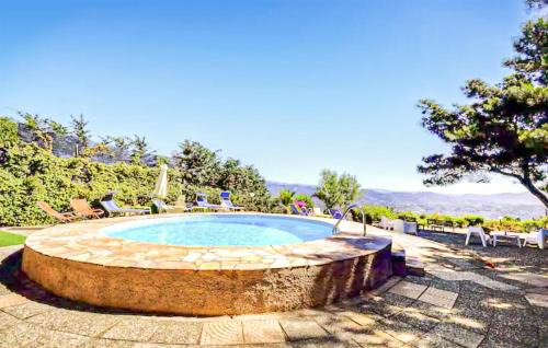 Poggi Apartment | 3 Bedroom Cozy Apartment In Imperia