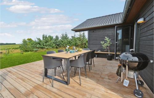 Sømarken House | 3 Bedroom Cozy Home In Aakirkeby