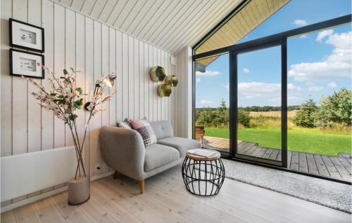 Sømarken House | 3 Bedroom Cozy Home In Aakirkeby