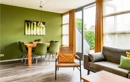 Vlagtwedde House | 3 Bedroom Cozy Home In Vlagtwedde