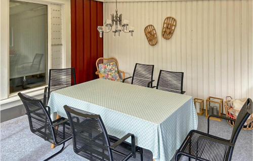 Saltarna House | 3 Bedroom Cozy Home In Ronneby