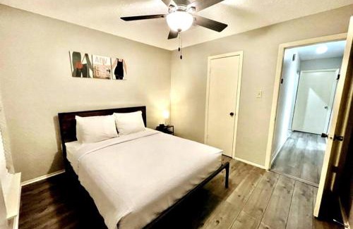 Katy House | 3 Bedroom Entire Home - Centrally located in Katy, Texas