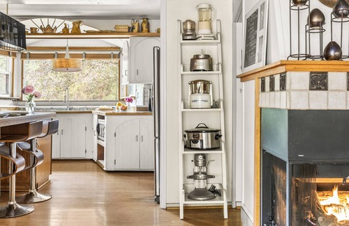 Hudson House | 3 Bedroom Estate 5 Minutes from Hudson NY - Pet Friendly