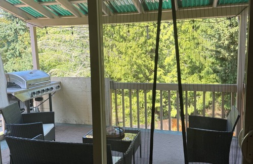 Des Moines House | 3-bedroom family friendly house in wonderful Des Moines WA