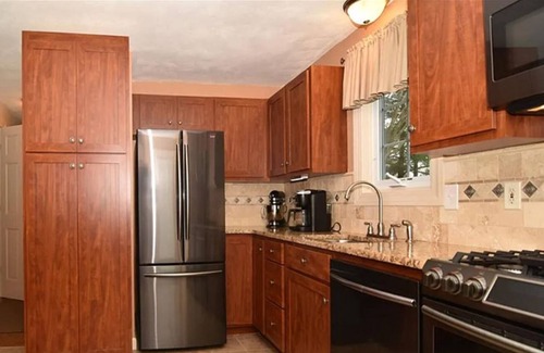 West Warwick House | 3 Bedroom Family Home Near East Greenwich RI