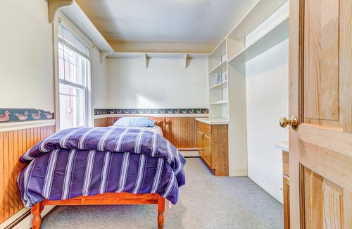 Chester Other | 3 Bedroom Farmhouse in Chester