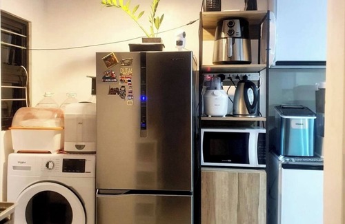 Legazpi House | 3 BedRoom Fully Furnished AirCon House with Free Car Park