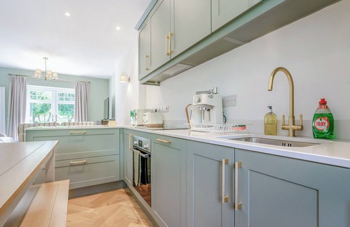 Murthly Cottage | 3 bedroom accommodation in Kirkton of Lethendy