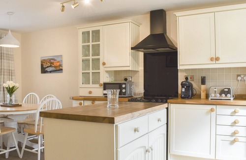Easington Cottage | 3 bedroom accommodation in Easington, near Staithes