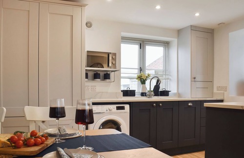 Easington Cottage | 3 bedroom accommodation in Easington, near Staithes