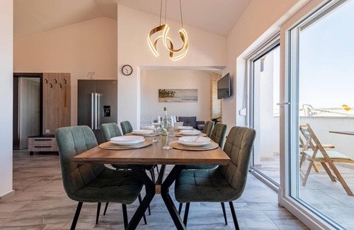 Prizna Apartment | 3 bedroom gorgeous apartment in Prizna