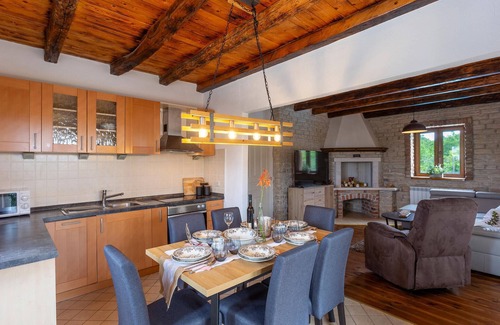 Cabrunici House | 3 bedroom gorgeous home in Cabrunici