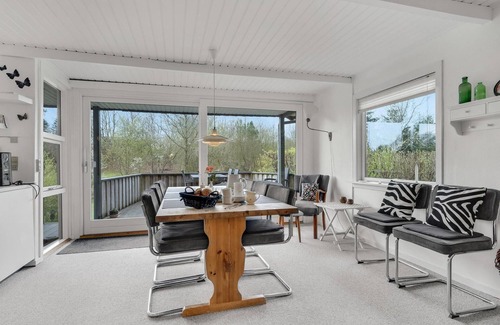 Hvalpsund House | 3 bedroom gorgeous home in Farsø