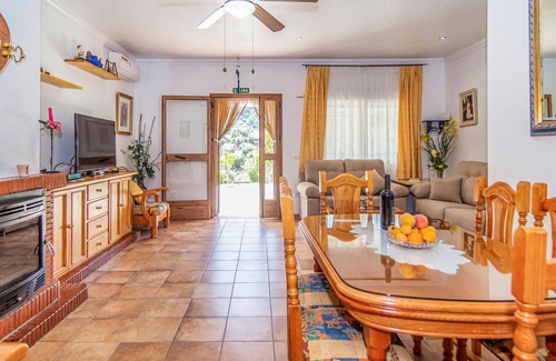 Rute House | 3 bedroom gorgeous home in Rute