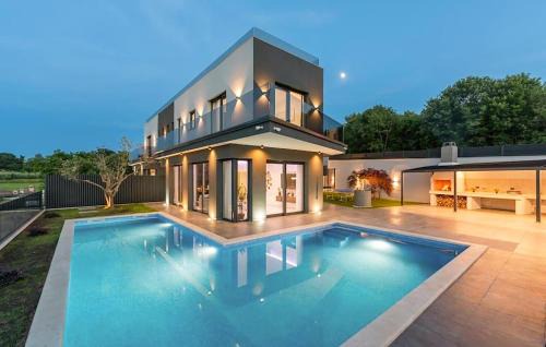 Sorici House | 3 Bedroom Gorgeous Home In Sorici