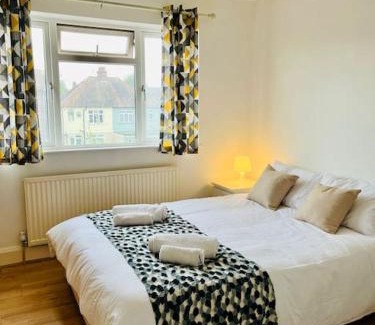 Wembley Central Apartment | 3 bedroom guest house