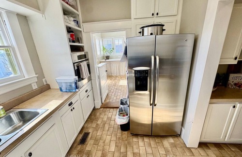 High Point House | 3 Bedroom Historic Home Walking Distance to Market