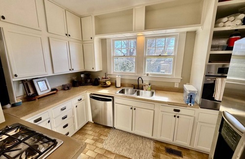 High Point House | 3 Bedroom Historic Home Walking Distance to Market