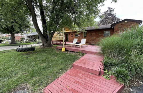 South Lebanon House | 3 Bedroom Home in South Lebanon, near Kings Island & Little Miami Bike Trail
