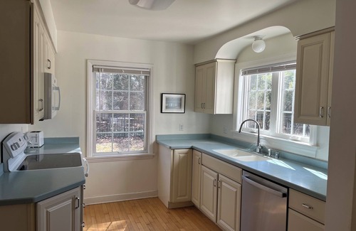 Shorewood Hills House | 3 bedroom home in Shorewood Hills. Excellent location!