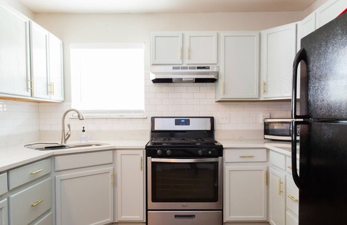 Historic Garderns House | 3 Bedroom Home! Just Steps to the Alamodome
