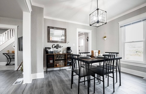 Lima House | 3 Bedroom Home. Near Downtown, UNOH, SRMC, LMH, Husky. Coffee and Tea Bar