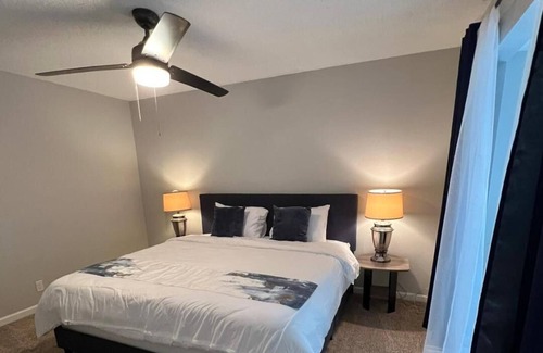 Northeast Heights House | 3- Bedroom home, near everything, mountain trails