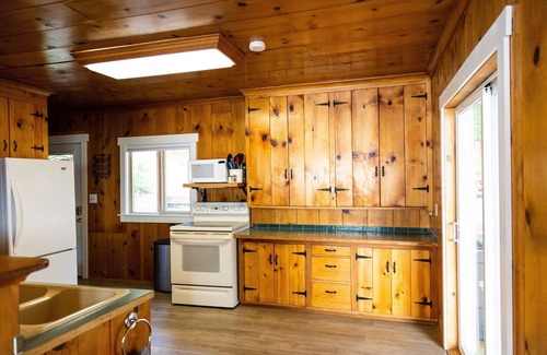 Valley House | 3 Bedroom Home On Waitts Lake With 150 Feet Of Lake Front