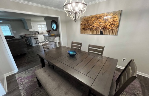 Lake Charles House | 3 bedroom home that's about 10 mminutes away from the local casinos.