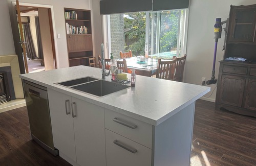 Ashburton House | 3 bedroom home with large yard