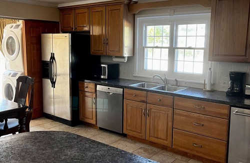 Somerset Village House | 3 bedroom home with pool
