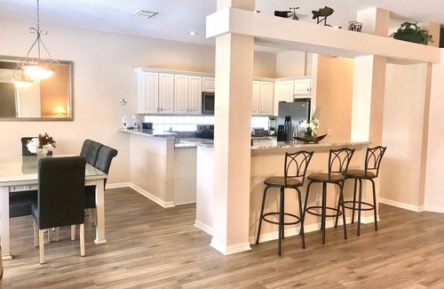 Sunset Lakes House | 3 Bedroom Home with Private Pool Area and Wireless Internet