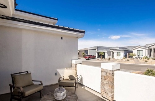 Desert Hills House | 3-bedroom house in Lake Havasu City with AC, WiFi, Community pool and Pickleball