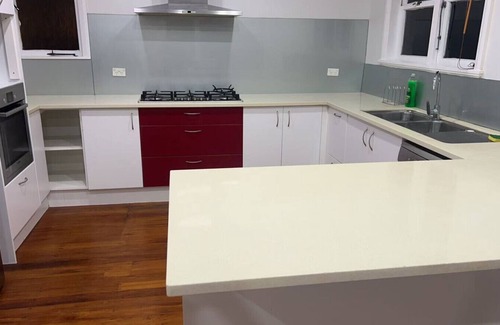 Mount Albert House | 3 bedroom House, 12 Plyllis st