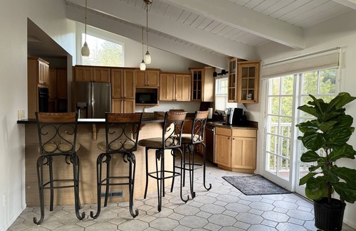 Warrenton House | 3 bedroom house 3 miles from Fort Stevens State Park and 9 miles from Astoria.